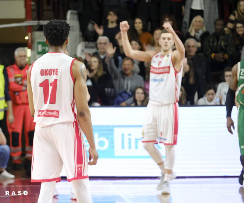 More information about "Varese, cuore e aggressività."