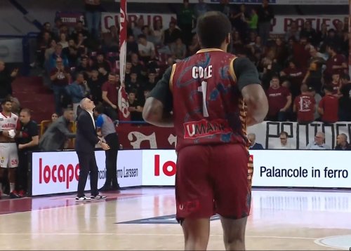 Screenshot 2025-11-03 at 10-09-53 Umana Reyer Venezia vs Openjobmetis Varese - LBA TV.jpg