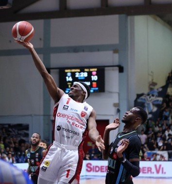 More information about "Stewart show, l’OJM passa a Cremona: 87-79"